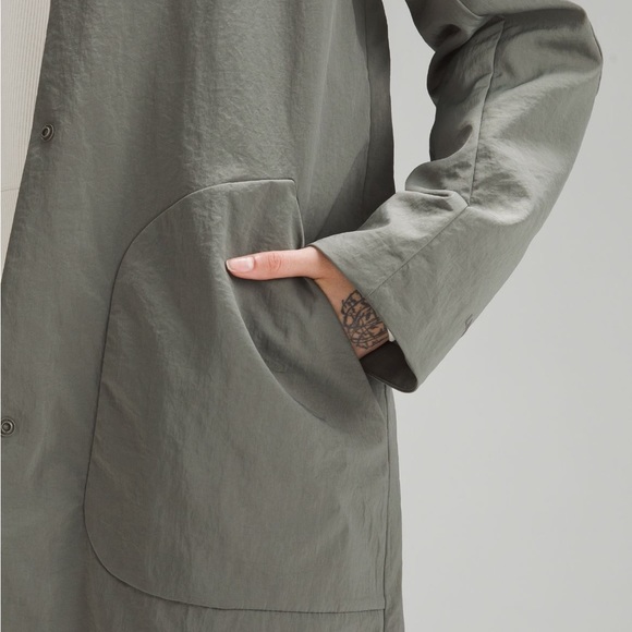 NWT Lululemon Lightweight Collared A-Line Coat - Picture 5 of 6